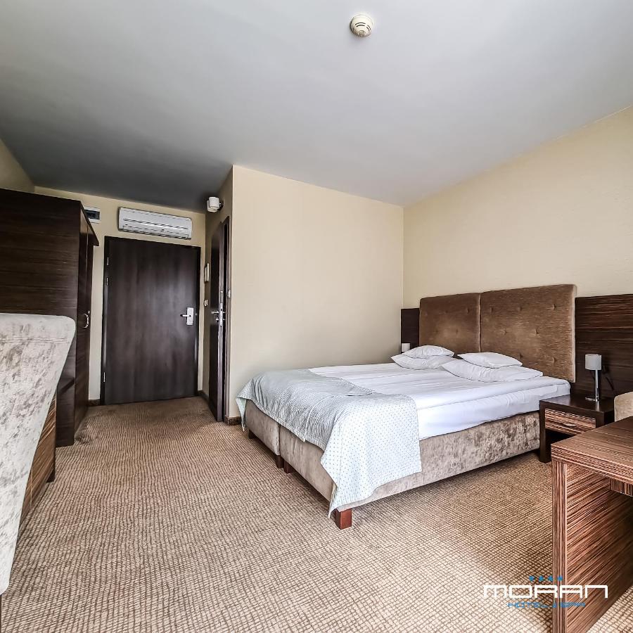 פובידז Hotel Moran & Spa מראה חיצוני תמונה