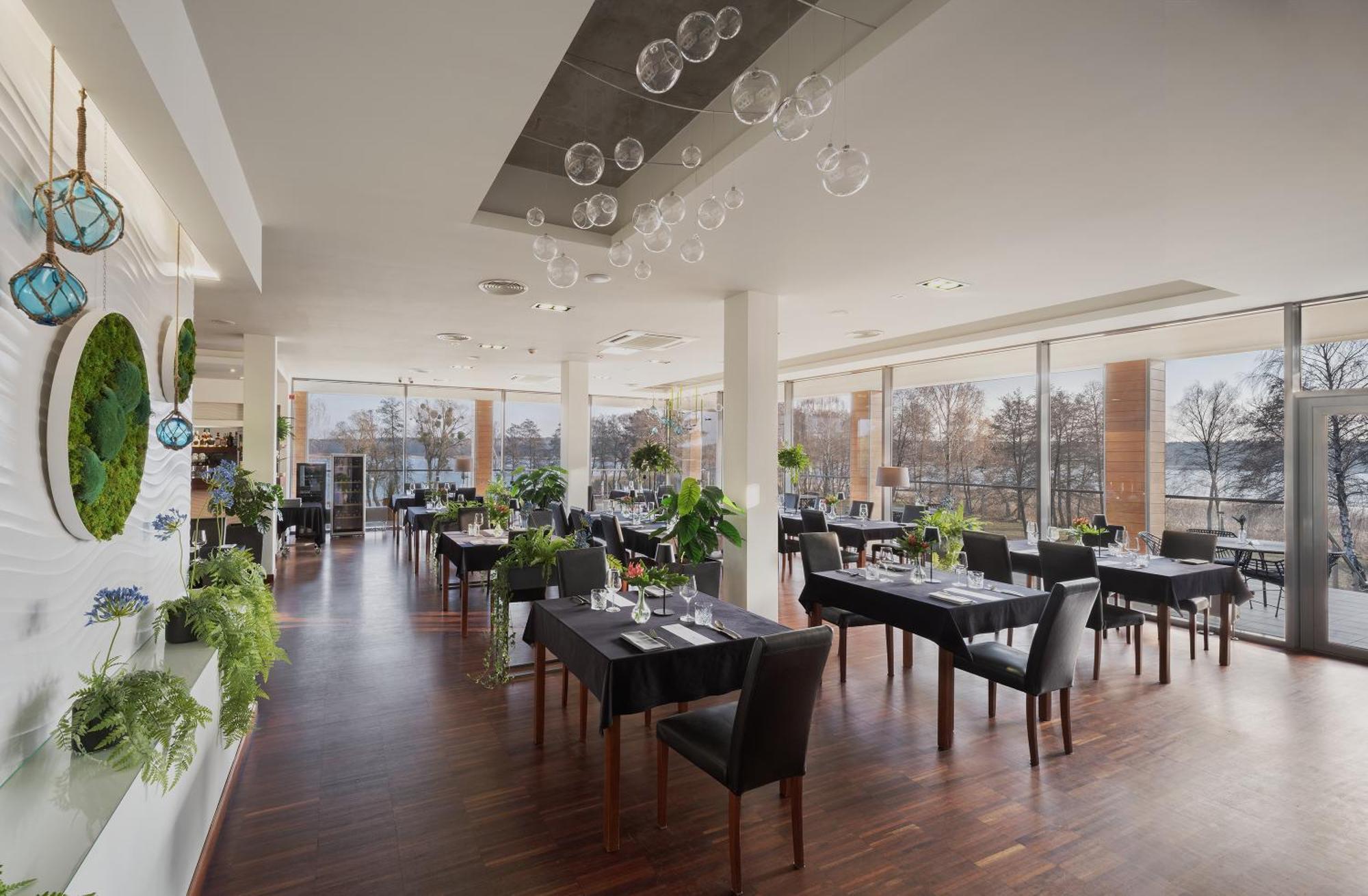 פובידז Hotel Moran & Spa מראה חיצוני תמונה