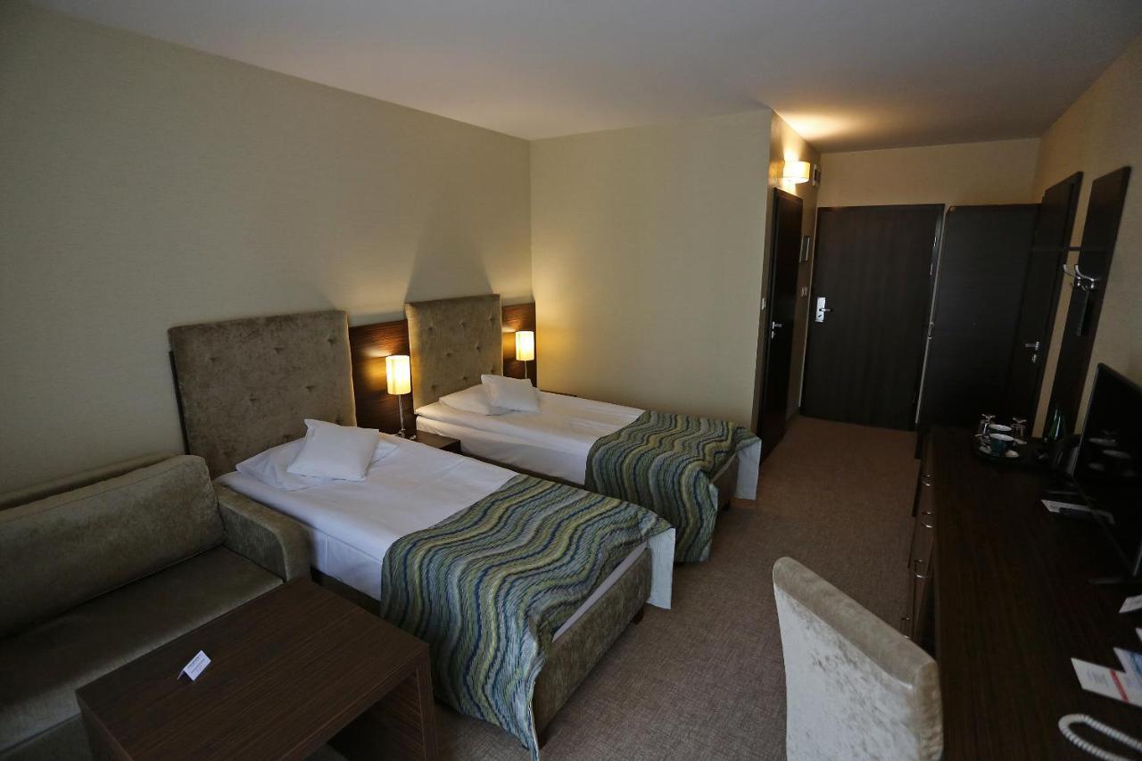 פובידז Hotel Moran & Spa מראה חיצוני תמונה