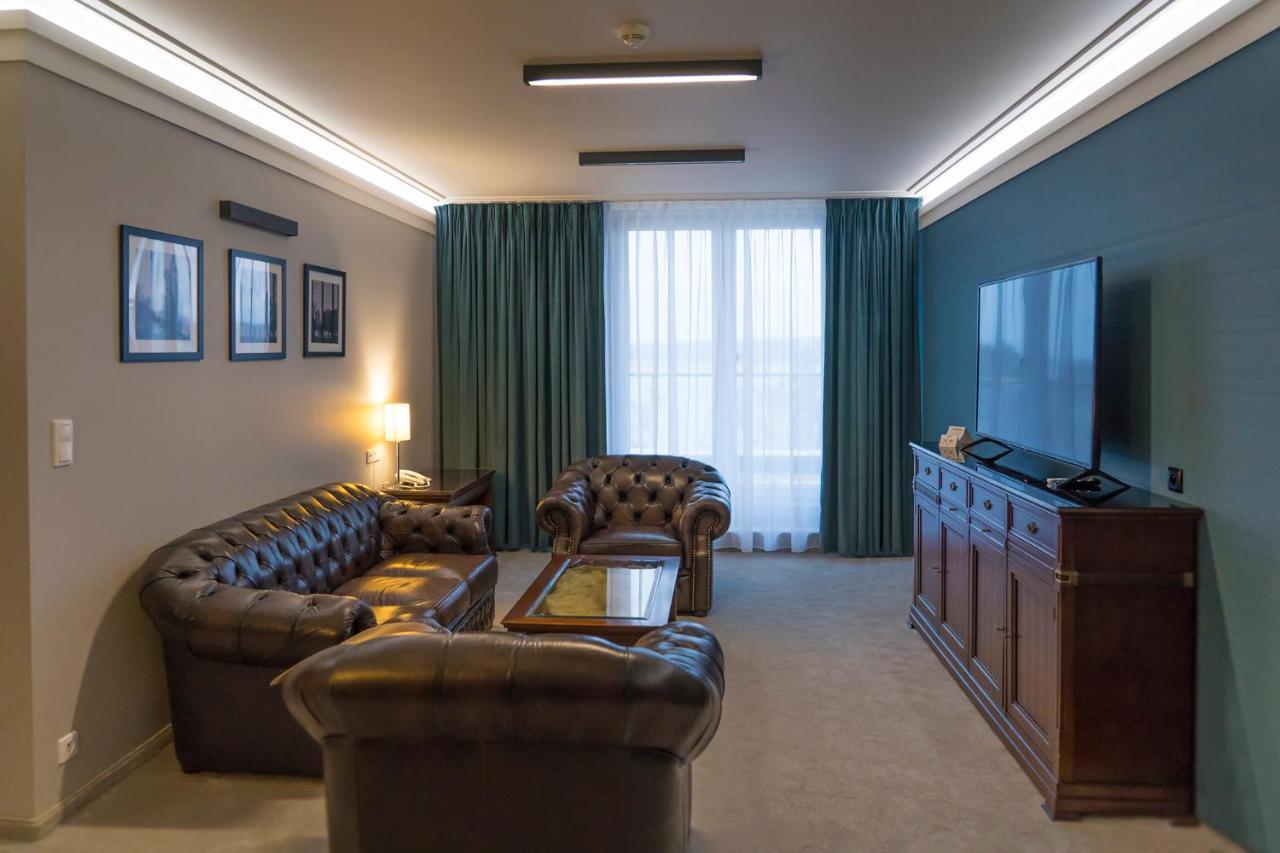 פובידז Hotel Moran & Spa מראה חיצוני תמונה